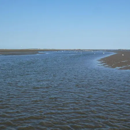 Ferienwohnung-seeblick-heimathafen-an-der-nordseekueste Neuharlingersiel